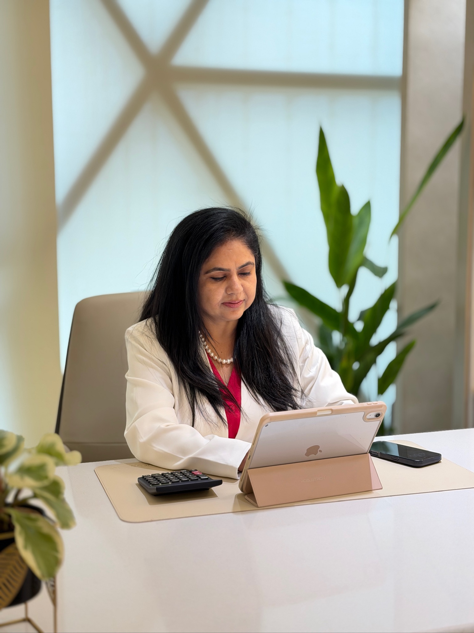 Neha Joshi in a coaching session